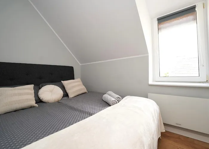 Mdrent Oliwski Ogrod アパート グダニスク